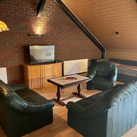 Tollensehus Ferienhaus Klein Nemerow
